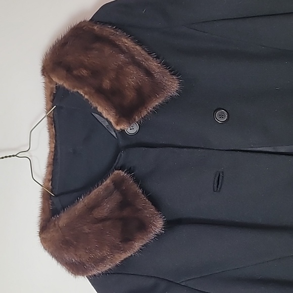 Vintage~ Lady Gambrell Black Wool Coat w/Mink Fur Collar ~Old Money Core - Picture 4 of 11